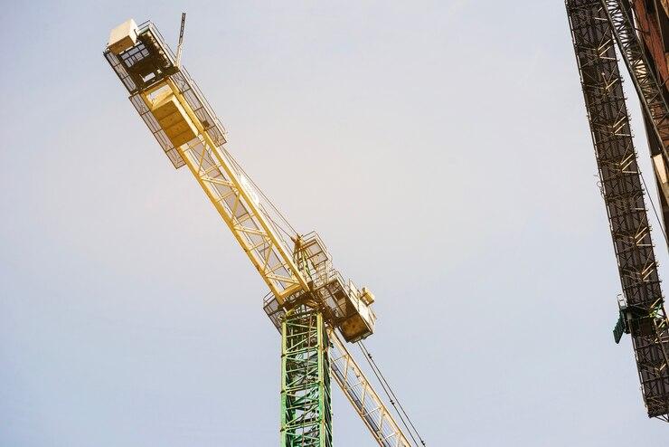 10 motivos para investir na venda de plataforma elevatória e impulsionar seu negócio